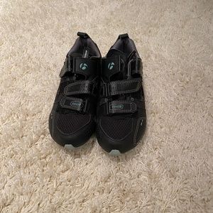 Bontrager spin/cycling shoes